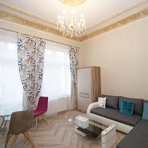 zkontrolujte dostupnost